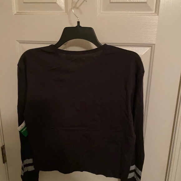 NEW Junior's "Luck of the Irish" Ireland Flag Long Sleeve Tee Shirt Top XS - Picture 2 of 4